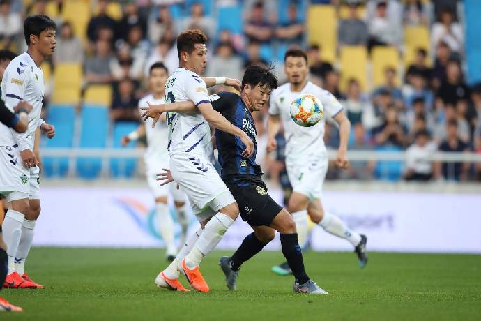Nhận định, soi k&egrave;o Incheon United vs Jeonbuk Hyundai Motors, 17h30 ng&agrave;y 24/8: Lại tr&aacute;i đắng khi xa nh&agrave;