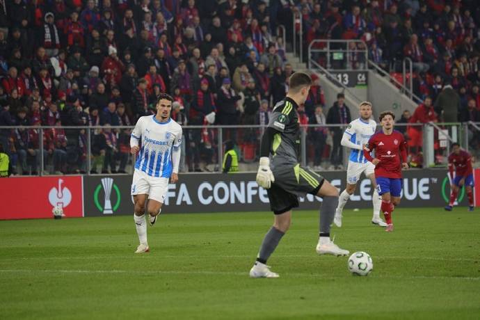 Nhận định, soi k&egrave;o Universitatea Craiova vs Noah, 2h00 ng&agrave;y 24/10: S&acirc;n nh&agrave; vẫn hơn