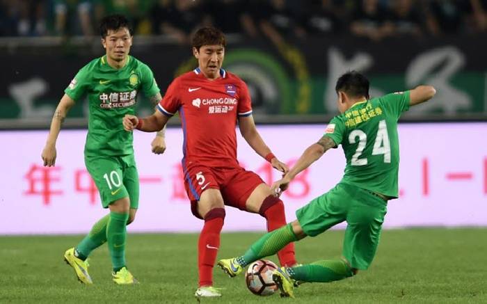 Soi k&egrave;o phạt g&oacute;c Shanghai Shenhua vs Beijing Guoan, 18h ng&agrave;y 25/11