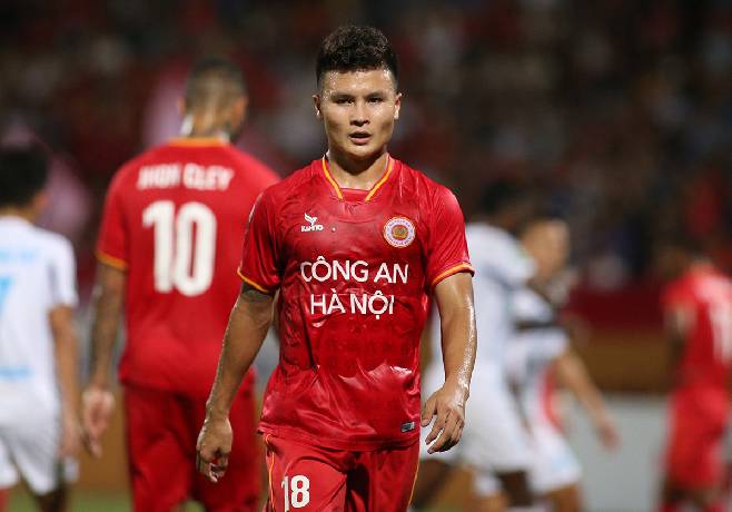 Quang Hải sắp t&aacute;i xuất 