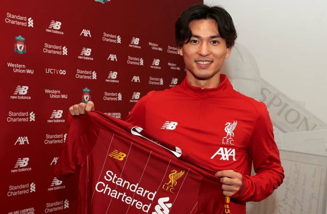 Trước Minamino, c&oacute; bao nhi&ecirc;u cầu thủ Nhật Bản từng đ&aacute; Ngoại hạng Anh?