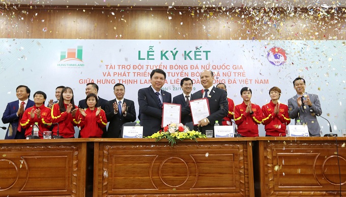 ĐT nữ Việt Nam nhận 'qu&agrave; khủng' sau tấm HCV SEA Games 30&nbsp;