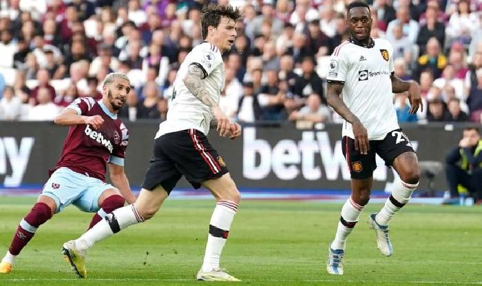 Soi k&egrave;o phạt g&oacute;c West Ham vs MU, 19h30 ng&agrave;y 23/12	