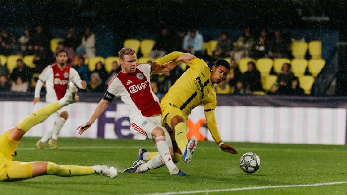 Nhận định, soi k&egrave;o Ajax vs Volendam, 22h30 ng&agrave;y 24/1: T&igrave;m lại m&igrave;nh