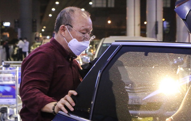 HLV Park Hang-seo đ&atilde; c&oacute; mặt tại H&agrave; Nội