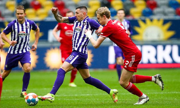 Nhận định, soi k&egrave;o Paderborn vs Erzgebirge Aue, 0h30 ng&agrave;y 26/2