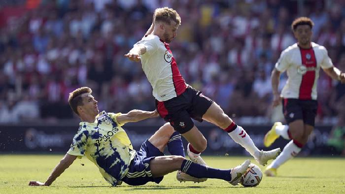 Ph&acirc;n t&iacute;ch k&egrave;o hiệp 1 Leeds vs Southampton, 22h ng&agrave;y 25/2