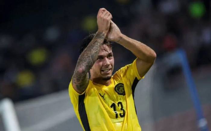 7 cầu thủ nhập tịch lậu của Malaysia bắt đầu phi&ecirc;n điều trần tại CAS