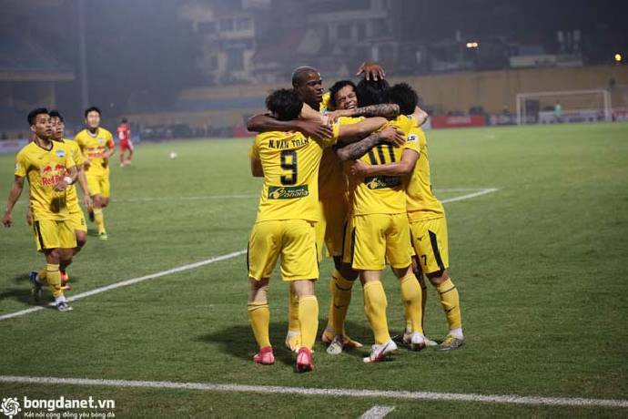 Bảng xếp hạng V.League 2021 sau v&ograve;ng 5: HAGL l&ecirc;n top