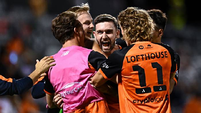 Soi k&egrave;o phạt g&oacute;c Brisbane Roar vs Sydney, 16h00 ng&agrave;y 24/4