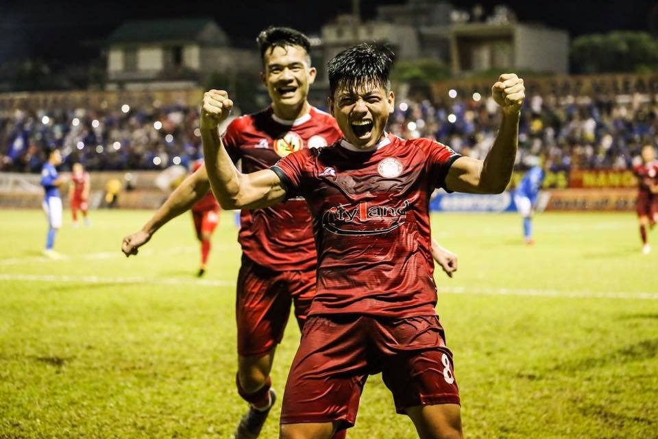 Nhận định dự đo&aacute;n v&ograve;ng 11 V-League 2019: TP HCM vs SLNA