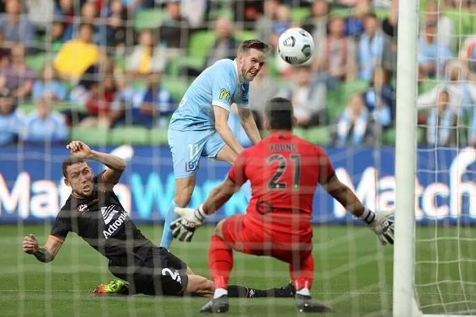 Soi k&egrave;o phạt g&oacute;c Brisbane Roar vs Melbourne City, 16h05 ng&agrave;y 25/5