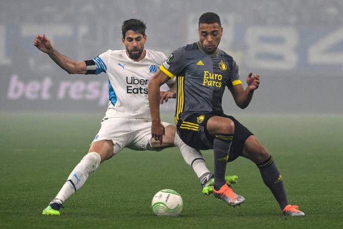 Soi k&egrave;o si&ecirc;u dị Roma vs Feyenoord, 2h ng&agrave;y 26/5