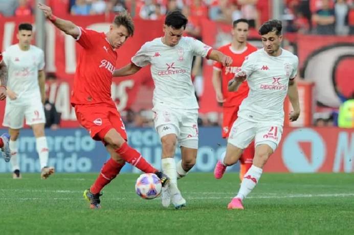 Nhận định, soi k&egrave;o Independiente vs Huracan, 4h30 ng&agrave;y 25/5: Kh&oacute; cho chủ nh&agrave;
