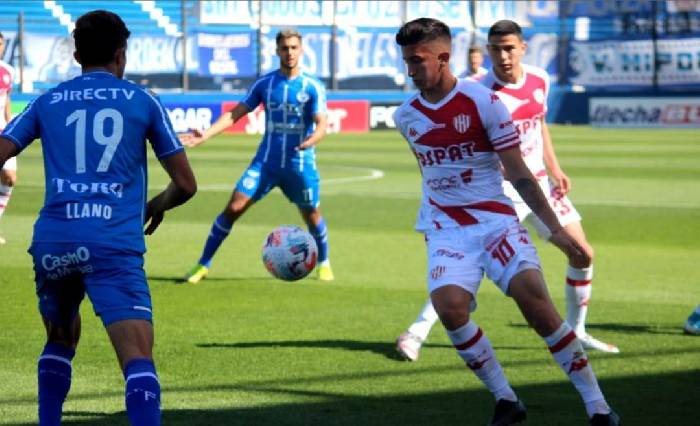 Soi k&egrave;o phạt g&oacute;c Union Santa Fe vs Godoy Cruz, 7h30 ng&agrave;y 26/7