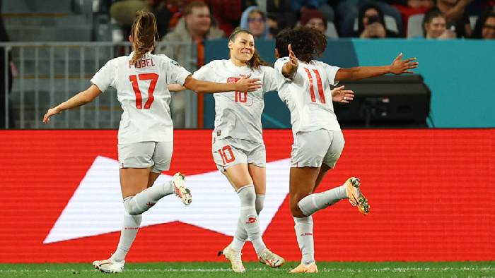 Soi k&egrave;o phạt g&oacute;c nữ Thụy Sĩ vs nữ Na Uy, 15h ng&agrave;y 25/7