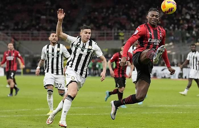 Soi k&egrave;o phạt g&oacute;c Monza vs Udinese, 23h30 ng&agrave;y 26/8