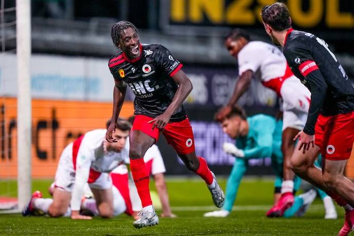 Nhận định, soi k&egrave;o Utrecht vs Excelsior Rotterdam, 19h30 ng&agrave;y 24/8: T&acirc;n binh c&uacute;i mặt ra về