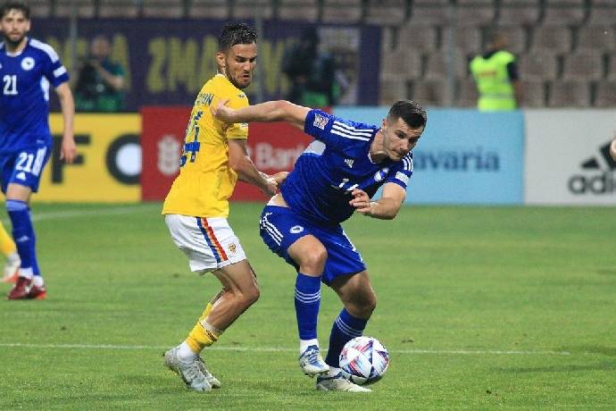 M&aacute;y t&iacute;nh dự đo&aacute;n b&oacute;ng đ&aacute; 26/9: Romania vs Bosnia-Herzegovina