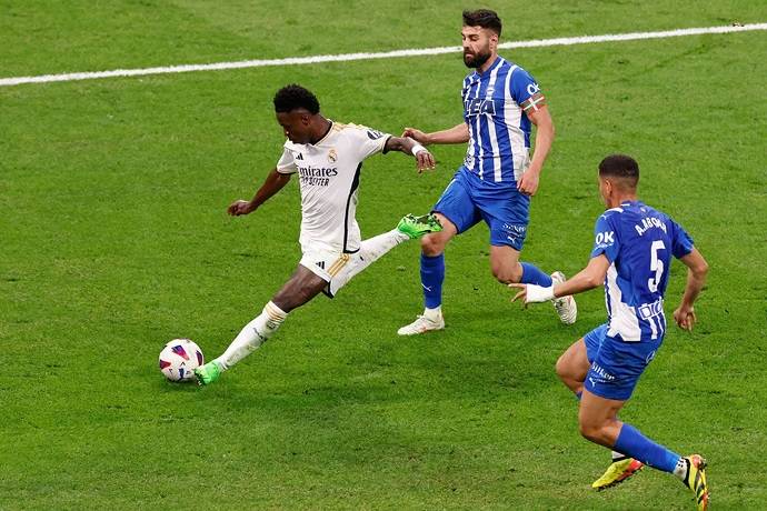 Si&ecirc;u m&aacute;y t&iacute;nh dự đo&aacute;n Real Madrid vs Alaves, 2h00 ng&agrave;y 25/9