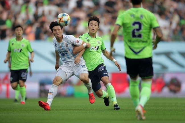 Nhận định Ulsan Hyundai vs Jeonbuk Motors, 14h30 ng&agrave;y 25/10
