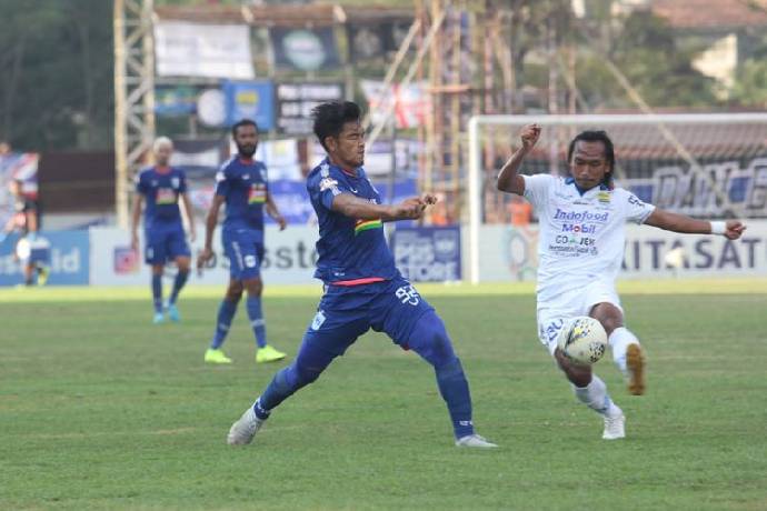 M&aacute;y t&iacute;nh dự đo&aacute;n b&oacute;ng đ&aacute; 26/10: Semarang vs Persib Bandung