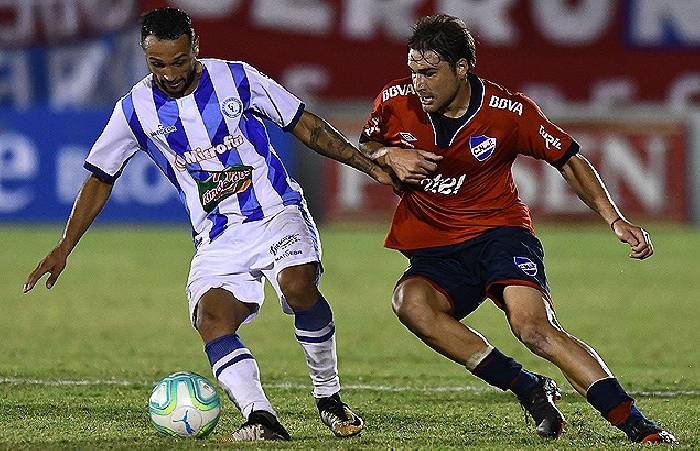 Nhận định, soi k&egrave;o Cerro Largo vs Plaza Colonia, 23h45 ng&agrave;y 25/10