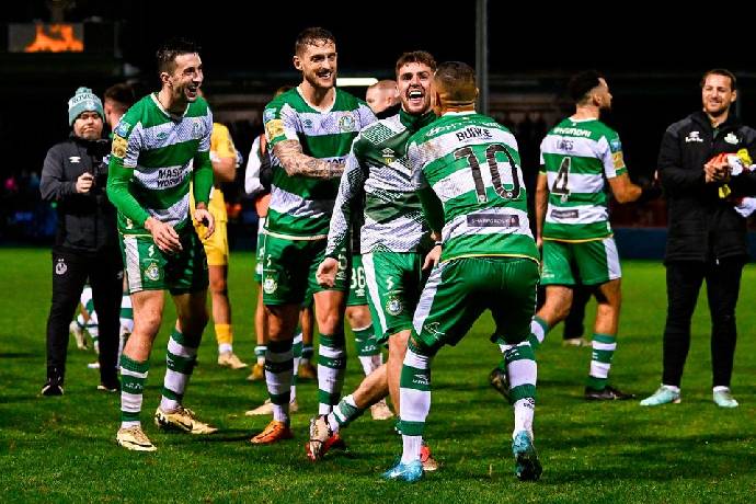 Nhận định, soi k&egrave;o Larne vs Shamrock Rovers, 23h45 ng&agrave;y 24/10: Kh&aacute;ch phập ph&ugrave;