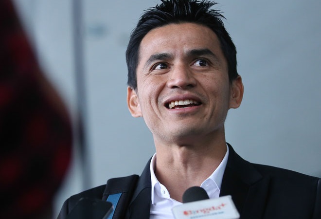 Bao giờ HLV Kiatisak ra mắt HAGL?