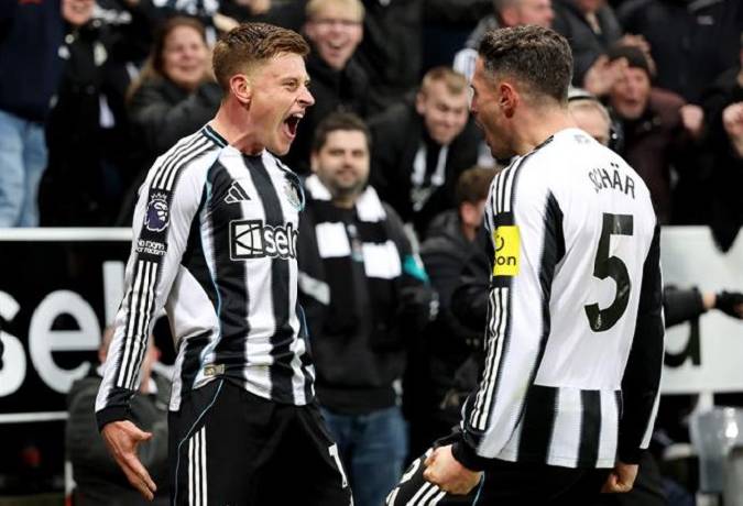 Nhận định, soi k&egrave;o Marseille vs Newcastle, 3h00 ng&agrave;y 26/11: Ch&iacute;c ch&ograve;e h&oacute;t vang