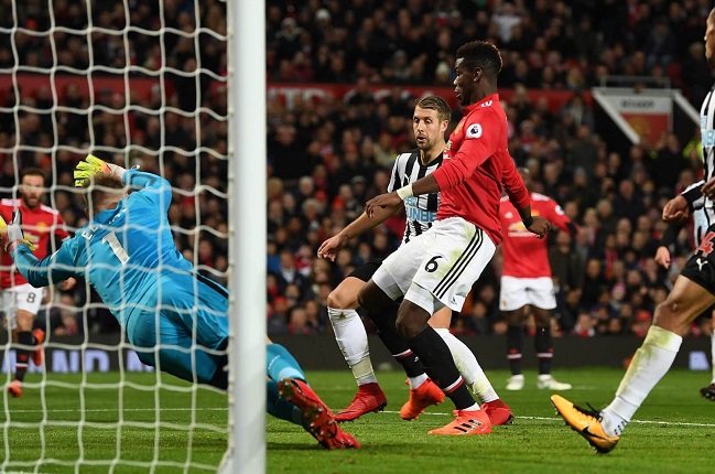 Nhận định b&oacute;ng đ&aacute; Man Utd vs Newcastle, 0h30 ng&agrave;y 27/12: Kh&ocirc;ng c&ograve;n đường l&ugrave;i