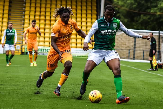 Ph&acirc;n t&iacute;ch k&egrave;o hiệp 1 Hibernian vs Livingston, 21h00 ng&agrave;y 24/12