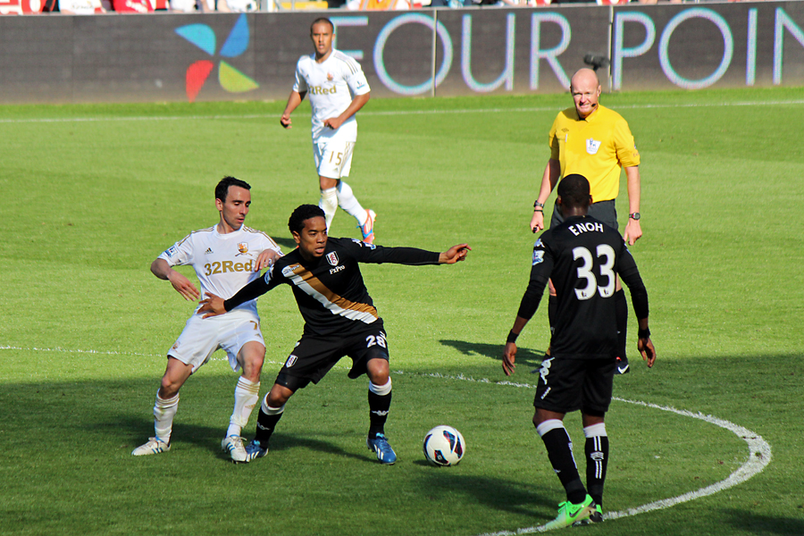 Nhận định b&oacute;ng đ&aacute; Fulham vs Swansea City, 2h45 ng&agrave;y 27/2