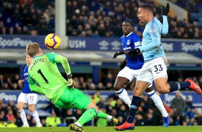 Soi k&egrave;o phạt g&oacute;c Everton vs Man City, 0h30 ng&agrave;y 27/2
