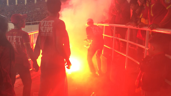 VFF c&oacute; thế bị phạt nặng ở trận thắng U23 Indonesia