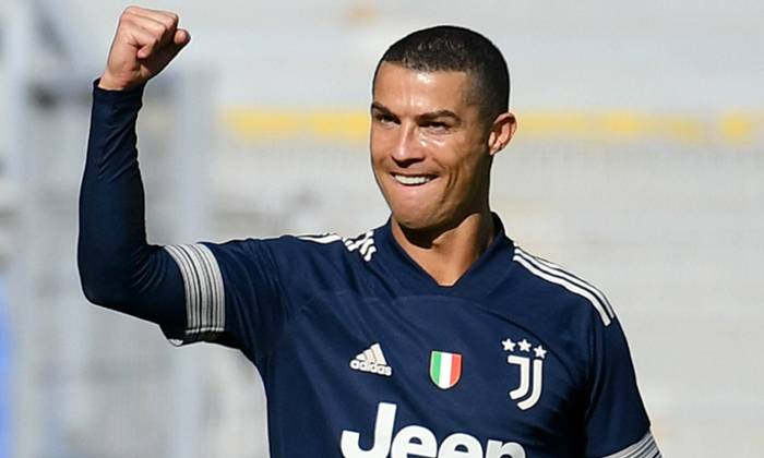 Cristiano Ronaldo trở th&agrave;nh đội trưởng của Juventus m&ugrave;a 2021/22?