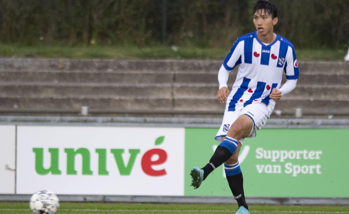 Đo&agrave;n Văn Hậu c&oacute; c&ograve;n cơ hội ra s&acirc;n tại H&agrave; Lan m&ugrave;a 2019/20?