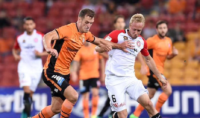 Soi k&egrave;o phạt g&oacute;c Brisbane Roar FC với Adelaide United, 16h45 ng&agrave;y 26/4