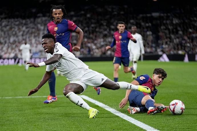 Soi k&egrave;o g&oacute;c Barcelona vs Real Madrid, 3h00 ng&agrave;y 27/4