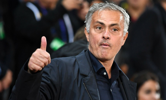 Kh&ocirc;ng t&aacute;i ngộ Ronaldo, Mourinho sắp c&oacute; bến đỗ bất ngờ