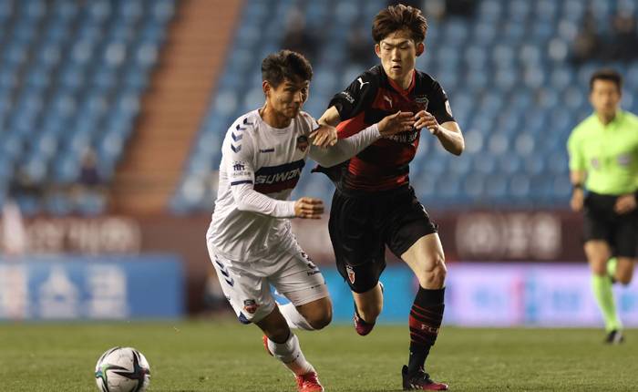 Nhận định, soi k&egrave;o Chungnam Asan vs Pohang Steelers, 17h ng&agrave;y 26/5