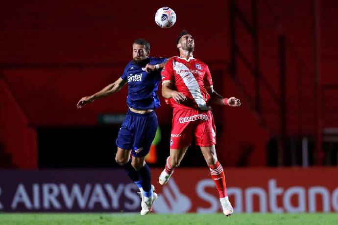 Ph&acirc;n t&iacute;ch k&egrave;o rung hiệp 1 Nacional vs Argentinos Juniors, 9h ng&agrave;y 27/5