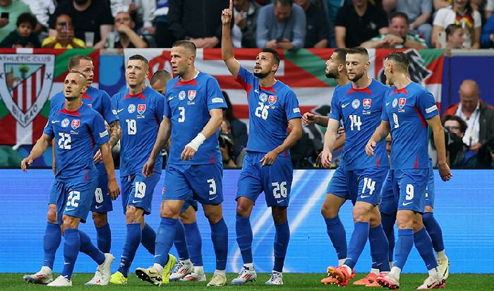 Soi k&egrave;o g&oacute;c Slovakia vs Romania, 23h00 ng&agrave;y 26/6: Kịch bản tr&aacute;i ngược