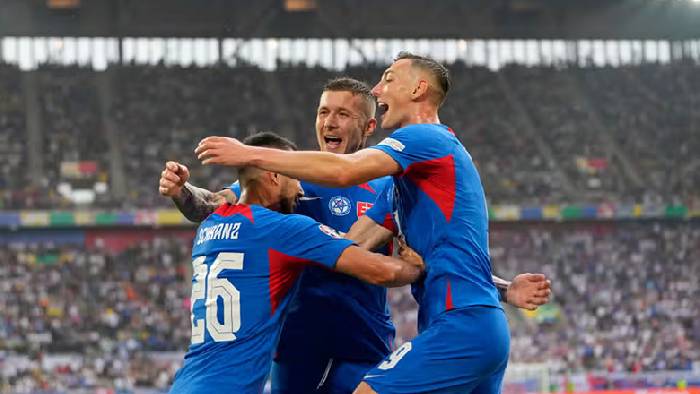 Soi k&egrave;o hiệp 1 Slovakia vs Romania, 23h00 ng&agrave;y 26/6: Tin v&agrave;o Sokoli