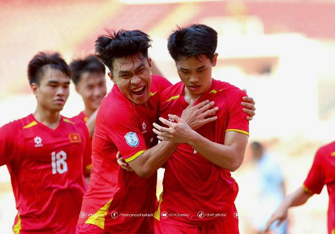 Ngược d&ograve;ng hạ Philippines, U23 Việt Nam lần thứ 3 lọt v&agrave;o chung kết