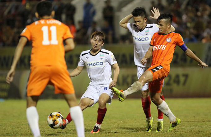 HAGL 2-1 SHB Đ&agrave; Nẵng: Đội b&oacute;ng Phố N&uacute;i tr&agrave;n đầy cơ hội trụ hạng