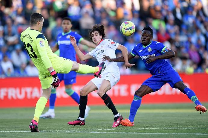 Soi k&egrave;o g&oacute;c Sevilla vs Getafe, 02h30 ng&agrave;y 26/8