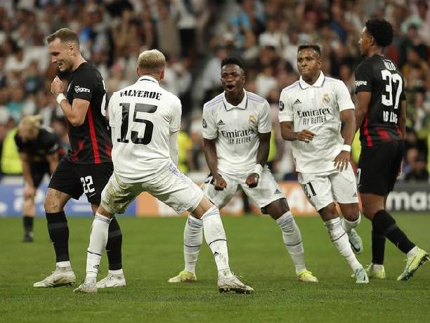 Soi k&egrave;o phạt g&oacute;c Leipzig vs Real Madrid, 2h ng&agrave;y 26/10