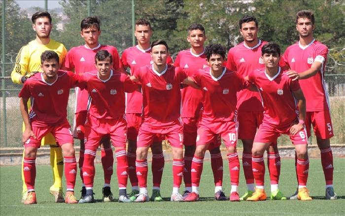 Nhận định, soi k&egrave;o Boluspor(U19) vs Sivasspor(U19), 16h00 ng&agrave;y 26/12: Bất ph&acirc;n thắng bại