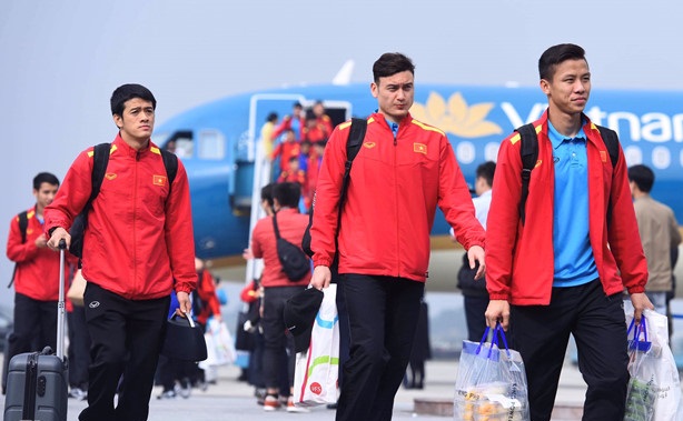 Lộ kế hoạch đ&oacute;n Tết Kỷ Hợi đặc biệt của thủ m&ocirc;n Đặng Văn L&acirc;m